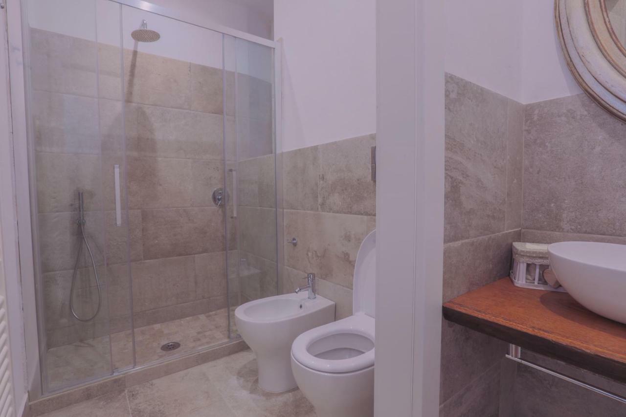 San Pierino Charming Rooms ลุคคา ภายนอก รูปภาพ